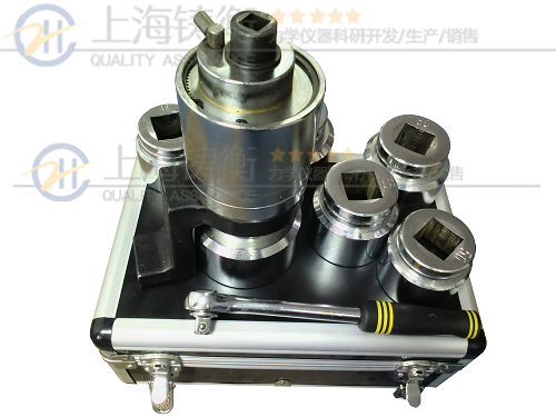 �������r�����������S�����������|��