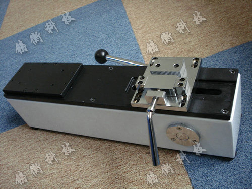 手動臥式測試臺